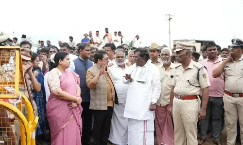 ವಿಜಯನಗರ | ಅಡುಗೆ ಸಿಲಿಂಡರ್ ಸ್ಫೋಟ ಪ್ರಕರಣ : ಸ್ಥಳಕ್ಕೆ ಸಚಿವ ಝಮೀರ್ ಅಹ್ಮದ್ ಭೇಟಿ