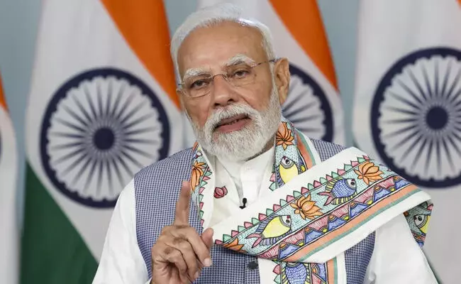 ಮನ್ ಕಿ ಬಾತ್ನಲ್ಲಿ ಆರೆಸ್ಸೆಸ್ನ್ನು ಹೊಗಳಿದ ಪ್ರಧಾನಿ ಮೋದಿ : ಗಾಂಧಿ ಜಯಂತಿಗೆ ಖಾದಿ ಖರೀದಿಗೆ ಆಗ್ರಹ ಮನ್ ಕಿ ಬಾತ್ನಲ್ಲಿ ಆರೆಸ್ಸೆಸ್ನ್ನು ಹೊಗಳಿದ ಪ್ರಧಾನಿ ಮೋದಿ : ಗಾಂಧಿ ಜಯಂತಿಗೆ ಖಾದಿ ಖರೀದಿಗೆ ಆಗ್ರಹ