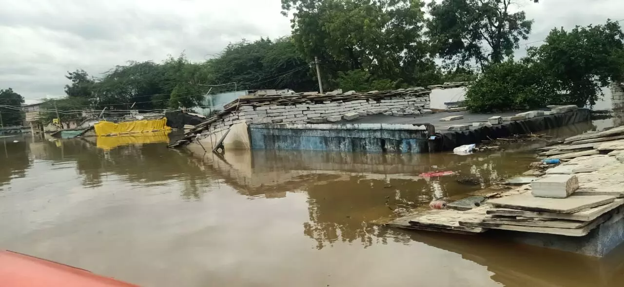 ಕಲಬುರಗಿ| ಭೀಮಾ ನದಿ ಪ್ರವಾಹಕ್ಕೆ ಸಂಪೂರ್ಣ ಮುಳುಗಿದ ಕಡಬೂರ ಗ್ರಾಮ