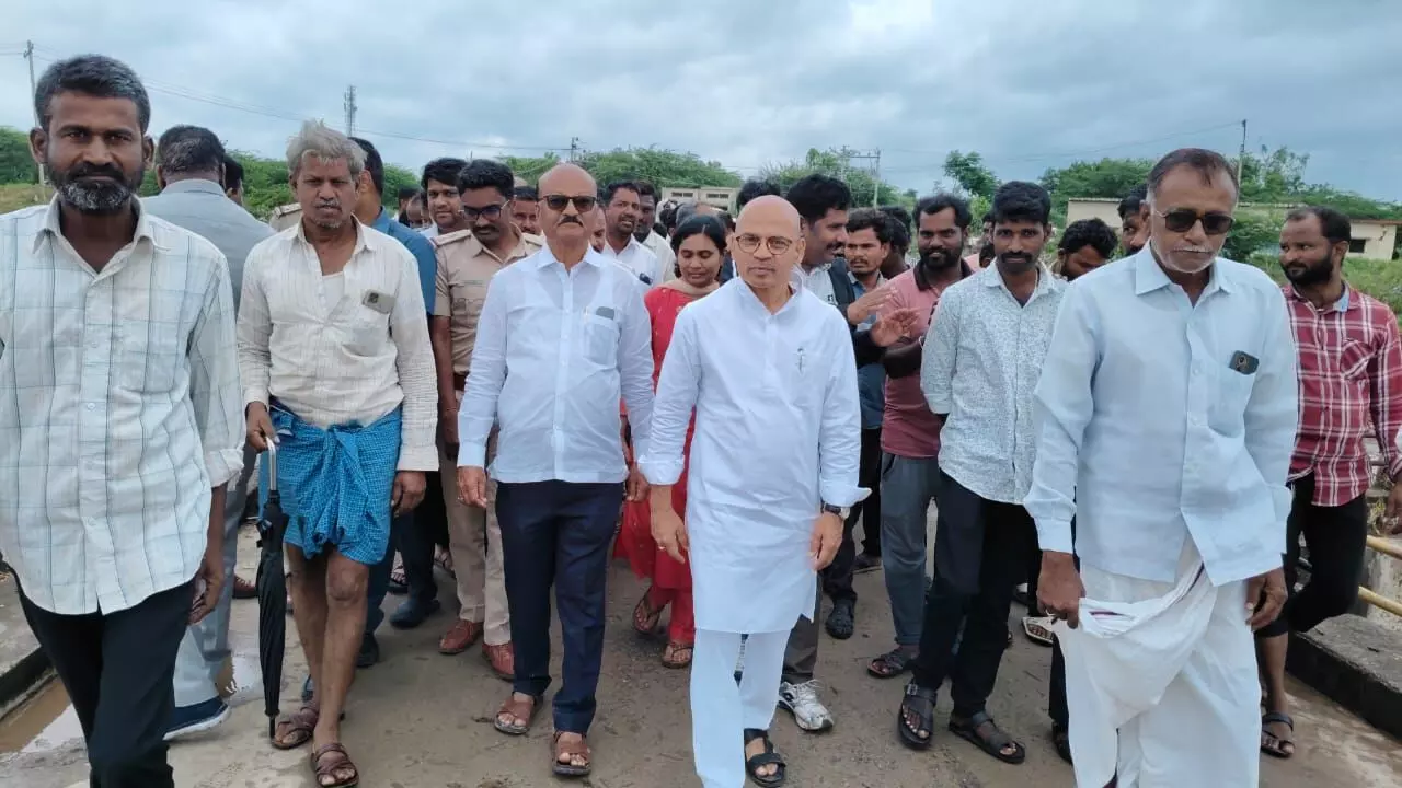 ಮಳೆ ಹಾನಿ ಪ್ರದೇಶಕ್ಕೆ ಭೇಟಿ ನೀಡಿ ವರದಿ ಸಲ್ಲಿಸುವಂತೆ ಸಚಿವ ಡಾ.ಶರಣ ಪ್ರಕಾಶ್ ಸೂಚನೆ