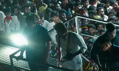 ತಮಿಳುನಾಡು ಕಾಲ್ತುಳಿತ ಪ್ರಕರಣ | ಮೃತರ ಕುಟುಂಬಕ್ಕೆ ತಲಾ 20 ಲಕ್ಷ ರೂ. ಪರಿಹಾರ ಘೋಷಿಸಿದ ನಟ ವಿಜಯ್