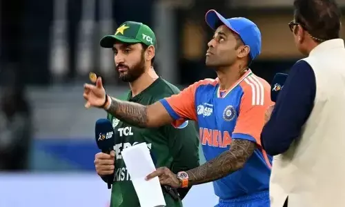 ಏಶ್ಯಕಪ್‌ ಪೈನಲ್‌ | ಪಾಕಿಸ್ತಾನ ವಿರುದ್ಧ ಟಾಸ್‌ ಗೆದ್ದ ಭಾರತ :   ಬೌಲಿಂಗ್‌ ಆಯ್ಕೆ