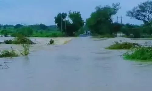 ಆಳಂದ: ಭಾರೀ ಮಳೆಯಿಂದಾಗಿ ಬೆಳೆ, ಮನೆ, ರಸ್ತೆ ಹಾನಿ; ಜನಜೀವನ ಅಸ್ತವ್ಯಸ್ತ