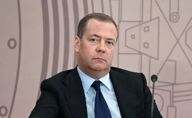 ರಶ್ಯದ ವಿರುದ್ಧ ಯುದ್ಧ ಪ್ರಚೋದಿಸುವ ತಪ್ಪು ಮಾಡಬೇಡಿ: ಇಯುಗೆ ರಶ್ಯದ ಮಾಜಿ ಅಧ್ಯಕ್ಷ ಮೆಡ್ವೆಡೇವ್ ಎಚ್ಚರಿಕೆ