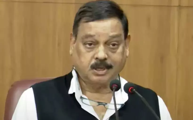 ಸಮೀಕ್ಷೆಯಲ್ಲಿ ಭಾಗವಹಿಸಬಾರದು ಎನ್ನುವುದು ಹೈಕೋರ್ಟ್ ಆದೇಶದ ಆಶಯಕ್ಕೆ ವಿರುದ್ಧ : ಮಧುಸೂದನ್ ಆರ್.ನಾಯ್ಕ್ ಸಮೀಕ್ಷೆಯಲ್ಲಿ ಭಾಗವಹಿಸಬಾರದು ಎನ್ನುವುದು ಹೈಕೋರ್ಟ್ ಆದೇಶದ ಆಶಯಕ್ಕೆ ವಿರುದ್ಧ : ಮಧುಸೂದನ್ ಆರ್.ನಾಯ್ಕ್