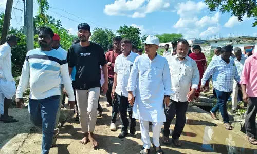 ಕಲಬುರಗಿ| ಪ್ರವಾಹ ಪೀಡಿತ ಪ್ರದೇಶಕ್ಕೆ ಡಾ.ಶರಣಪ್ರಕಾಶ ಪಾಟೀಲ ಭೇಟಿ