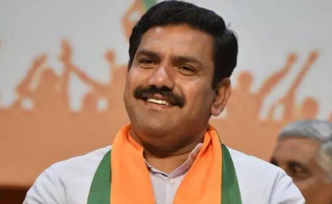 ಪ್ರಿಯಾಂಕ್ ಖರ್ಗೆ ಕೇಂದ್ರ ಸರಕಾರವನ್ನು ಟೀಕಿಸುವ ಬದಲು ರೈತರಿಗೆ ನೆರವಾಗಲಿ : ಬಿ.ವೈ.ವಿಜಯೇಂದ್ರ