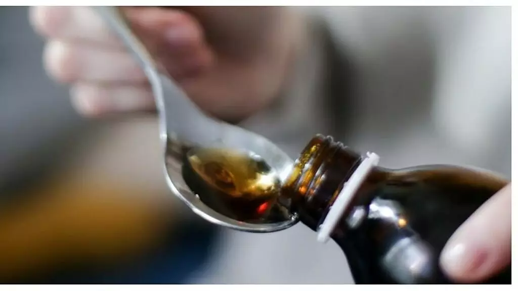 ರಾಜಸ್ಥಾನ : ಕೆಮ್ಮಿನ ಔಷಧ ಸೇವಿಸಿ 5 ವರ್ಷದ ಬಾಲಕ ಮೃತ್ಯು ರಾಜಸ್ಥಾನ : ಕೆಮ್ಮಿನ ಔಷಧ ಸೇವಿಸಿ 5 ವರ್ಷದ ಬಾಲಕ ಮೃತ್ಯು