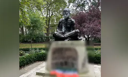 ಲಂಡನ್ | ಭಾರತ ವಿರೋಧಿ ಘೋಷಣೆಗಳೊಂದಿಗೆ ಮಹಾತ್ಮ ಗಾಂಧಿ ಪ್ರತಿಮೆ ವಿರೂಪ