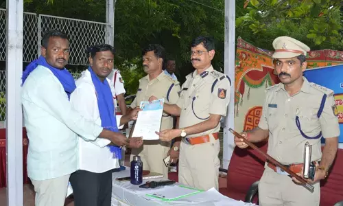 ರಾಯಚೂರು | ಎಸ್‌ಪಿ ಪುಟ್ಟಮಾದಯ್ಯ ನೇತೃತ್ವದಲ್ಲಿ ಪರಿಶಿಷ್ಟ ಜಾತಿ, ಪರಿಶಿಷ್ಟ ಪಂಗಡ ಮುಖಂಡರ ಸಭೆ