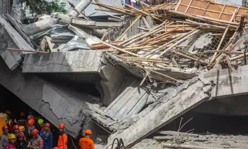 ಇಂಡೋನೇಶ್ಯಾ | ಶಾಲಾ ಕಟ್ಟಡ ಕುಸಿದು ಮೂವರು ಮಕ್ಕಳು ಮೃತ್ಯು : 100ಕ್ಕೂ ಹೆಚ್ಚು ಮಂದಿಗೆ ಗಾಯ