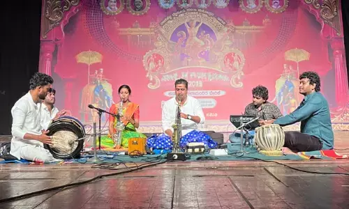 ಮೈಸೂರು ದಸರಾದಲ್ಲಿ ಸ್ಯಾಕ್ಸೋಫೋನ್ ಕಛೇರಿ ಕಾರ್ಯಕ್ರಮದ ಮೂಲಕ ಪ್ರೇಕ್ಷಕರ ಮನಸೆಳೆದ ಸಂದೀಪ್–ಪ್ರತಿಭಾ ದೇವಾಡಿಗ