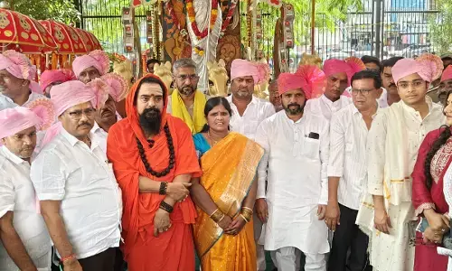 ರಾಯಚೂರಿನಲ್ಲಿ ದಸರಾ ಸಂಭ್ರಮ : ಮಹಾನಗರ ಪಾಲಿಕೆಯಿಂದ ನಾಡದೇವಿ ಮೆರವಣಿಗೆ