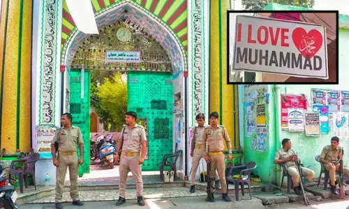 ಐ ಲವ್ ಮುಹಮ್ಮದ್ ಪೋಸ್ಟರ್ ವಿವಾದ : ಬರೇಲಿಯಲ್ಲಿ ಇಂಟರ್‌ನೆಟ್ ಸೇವೆ ಸ್ಥಗಿತ