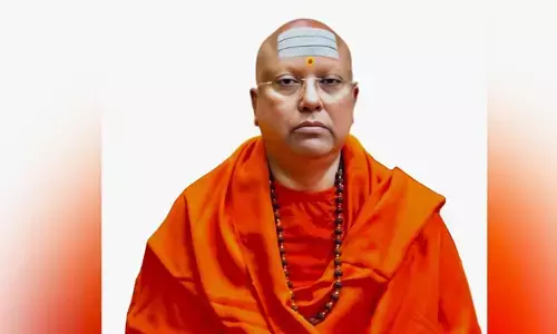 ವಿದ್ಯಾರ್ಥಿನಿಯರಿಗೆ ಲೈಂಗಿಕ ಕಿರುಕುಳ ಪ್ರಕರಣ | ಸ್ವಯಂಘೋಷಿತ ದೇವಮಾನವ ಚೈತನ್ಯಾನಂದನ ಕೊಠಡಿಯಲ್ಲಿ  ಸೆಕ್ಸ್ ಟಾಯ್, ಮೋದಿ, ಒಬಾಮಾ ಜೊತೆಗಿನ ನಕಲಿ ಫೋಟೊಗಳು ಪತ್ತೆ!