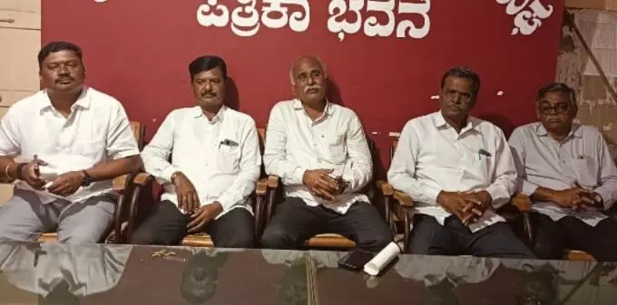 ಕೊಪ್ಪಳ | ಗುತ್ತಿಗೆದಾರರು ಕೆಲಸ ಕೊರತೆಯಿಂದ ಸಂಕಷ್ಟ : ಪ್ಯಾಕೇಜ್ ಟೆಂಡರ್ ನಿಲ್ಲಿಸುವಂತೆ ಆಗ್ರಹ