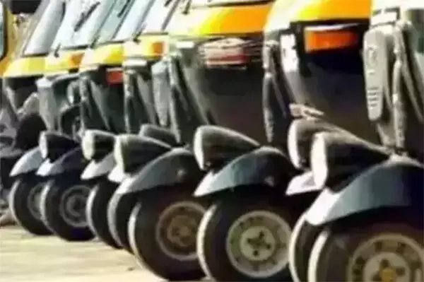 ಉಡುಪಿ ನಗರದಲ್ಲಿ ಅಟೋರಿಕ್ಷಾಗಳಿಗೆ ಸಂಬಂಧಿಸಿ ಹೊಸ ನಿಯಮ ಉಡುಪಿ ನಗರದಲ್ಲಿ ಅಟೋರಿಕ್ಷಾಗಳಿಗೆ ಸಂಬಂಧಿಸಿ ಹೊಸ ನಿಯಮ