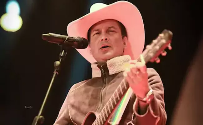 ಝುಬೀನ್ ಗರ್ಗ್ ಸಾವು ಪ್ರಕರಣ: ತನಿಖೆಗೆ ನ್ಯಾಯಾಂಗ ಆಯೋಗ ರಚಿಸಲಿರುವ ಅಸ್ಸಾಂ ಸರಕಾರ ಝುಬೀನ್ ಗರ್ಗ್ ಸಾವು ಪ್ರಕರಣ: ತನಿಖೆಗೆ ನ್ಯಾಯಾಂಗ ಆಯೋಗ ರಚಿಸಲಿರುವ ಅಸ್ಸಾಂ ಸರಕಾರ