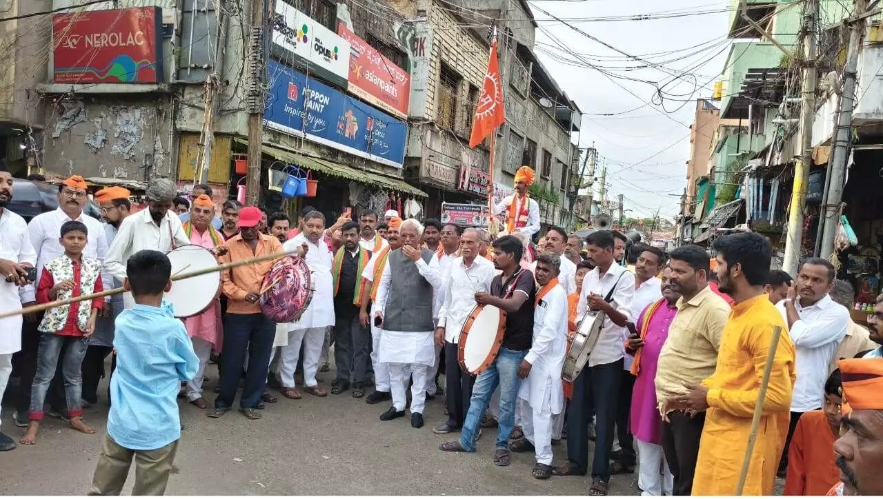 ಆಳಂದ | ಸಂಭ್ರಮದಿಂದ ವಿಜಯದಶಮಿ ಆಚರಣೆ ಆಳಂದ | ಸಂಭ್ರಮದಿಂದ ವಿಜಯದಶಮಿ ಆಚರಣೆ