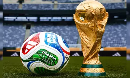 ಫಿಫಾ ವಿಶ್ವಕಪ್‌ನ ಅಧಿಕೃತ ಚೆಂಡು ‘ಟ್ರಯೊಂಡ’ ಬಿಡುಗಡೆ