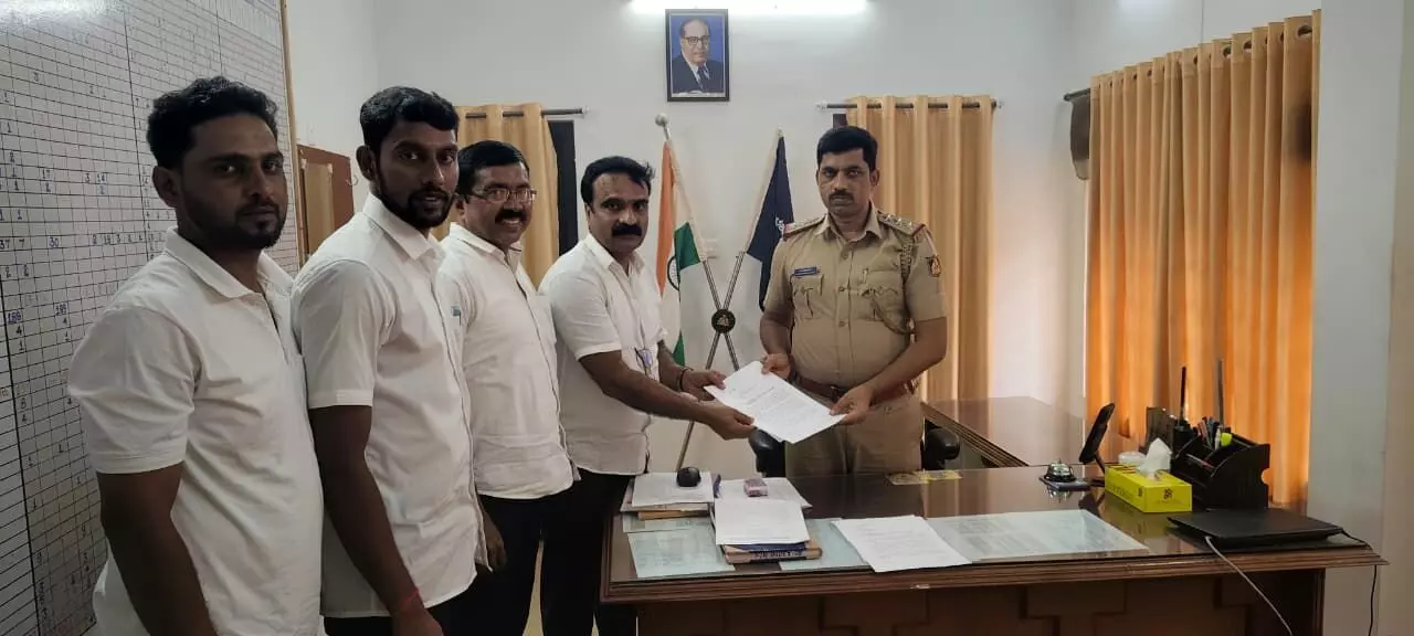 ಬಂಟ್ವಾಳ | ತಡರಾತ್ರಿವರೆಗೆ ಕಬಡ್ಡಿ ಪಂದ್ಯಾಟಕ್ಕೆ ಅನುಮತಿ ನೀಡದಂತೆ ಅಮೆಚೂರ್ ತೀರ್ಪುಗಾರರ ಮಂಡಳಿಯಿಂದ ಜಿಲ್ಲಾ ಪೊಲೀಸ್ ವರಿಷ್ಠಾಧಿಕಾರಿಗೆ ಮನವಿ