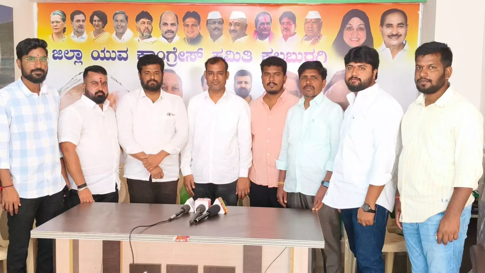 ಕಲಬುರಗಿ | ಅನ್ನದಾತನ ಕಣ್ಣೀರಿಗೆ ಸ್ಪಂದಿಸಿದ ಸಿಎಂ ಸಿದ್ದರಾಮಯ್ಯ : ರಾಜು ಮಾಳಗಿ ಕಲಬುರಗಿ | ಅನ್ನದಾತನ ಕಣ್ಣೀರಿಗೆ ಸ್ಪಂದಿಸಿದ ಸಿಎಂ ಸಿದ್ದರಾಮಯ್ಯ : ರಾಜು ಮಾಳಗಿ