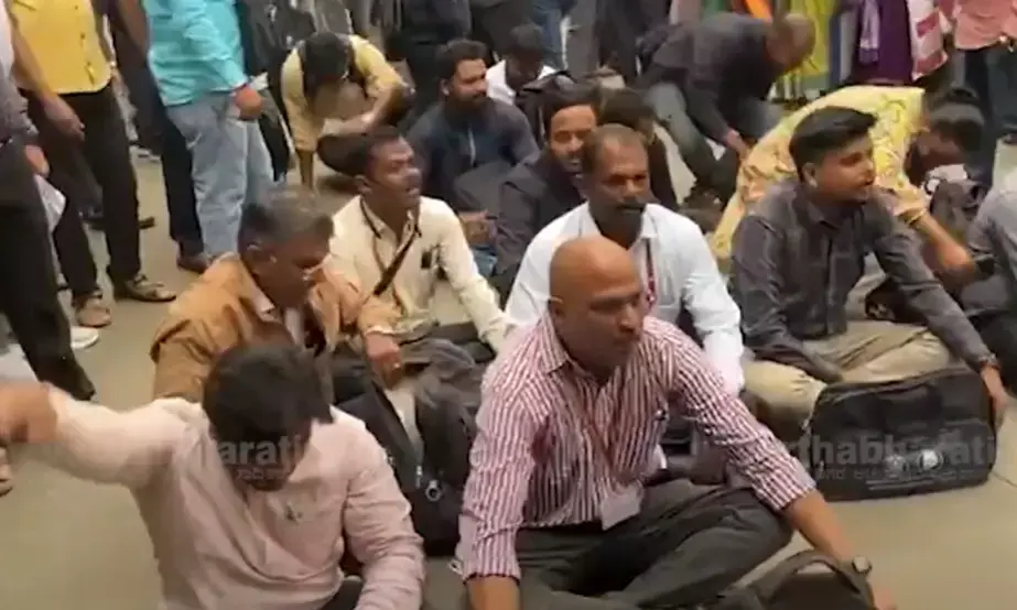 ಬೆಂಗಳೂರು | ಸಮೀಕ್ಷೆಗೆ ನಿಯೋಜನೆಗೊಂಡ ಗಣತಿದಾರರಿಂದ ಪ್ರತಿಭಟನೆ