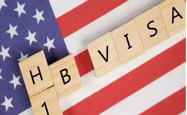 ಅಮೆರಿಕ | ಎಚ್-1ಬಿ ವೀಸಾ ಶುಲ್ಕ ಹೆಚ್ಚಳ ಪ್ರಶ್ನಿಸಿ ಮೊಕದ್ದಮೆ ದಾಖಲು