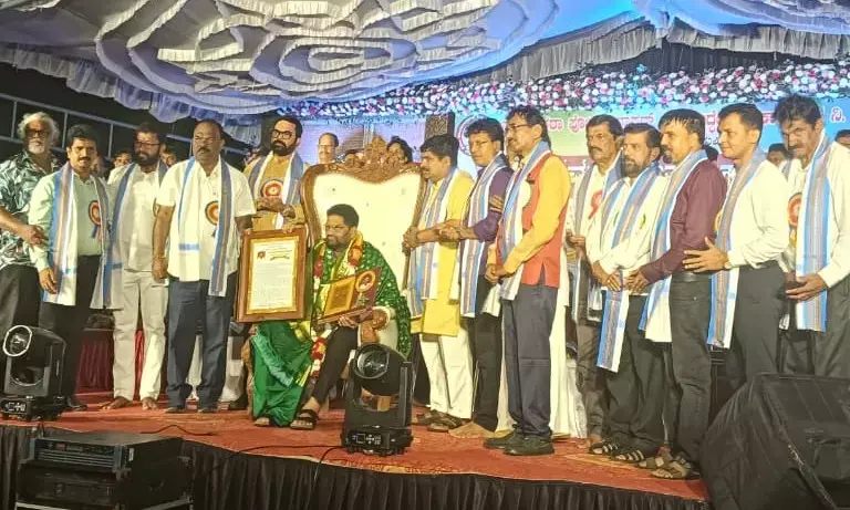 ಮಂಗಳೂರು‌, ಉಡುಪಿ ಫೋಟೊಗ್ರಾಫರ್ ಅಸೋಸಿಯೇಶನ್ ವತಿಯಿಂದ ರಾಜೇಂದ್ರ ಕುಮಾರ್, ಉದ್ಯಮಿ ಪ್ರಕಾಶ್ ರೈಗೆ ಸನ್ಮಾನ