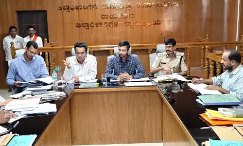 ರಾಯಚೂರು | ಸಫಾಯಿ ಕರ್ಮಚಾರಿಗಳಿಗೆ ವಸತಿ, ಸೌಲಭ್ಯ ಒದಗಿಸಲು ಕ್ರಮ ಕೈಗೊಳ್ಳಿ : ಡಿಸಿ ನಿತೀಶ್ ಕೆ. ಸೂಚನೆ