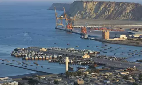 ಅರೇಬಿಯನ್ ಸಮುದ್ರದಲ್ಲಿ ಬಂದರು ನಿರ್ಮಾಣ : ಅಮೆರಿಕಾಕ್ಕೆ ಪಾಕಿಸ್ತಾನದ ಆಹ್ವಾನ