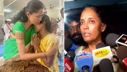 ಕಾಲ್ತುಳಿತ ದುರಂತ ಸಂಭವಿಸಿದರೂ ಕರೂರು ಸಂಸದೆ ವಿದೇಶದಲ್ಲಿದ್ದಾರೆಂದು ಸುಳ್ಳು ಪೋಟೊ ಹಂಚಿಕೊಂಡ ಬಿಜೆಪಿ ಐಟಿ ಸೆಲ್ ಮುಖ್ಯಸ್ಥ!