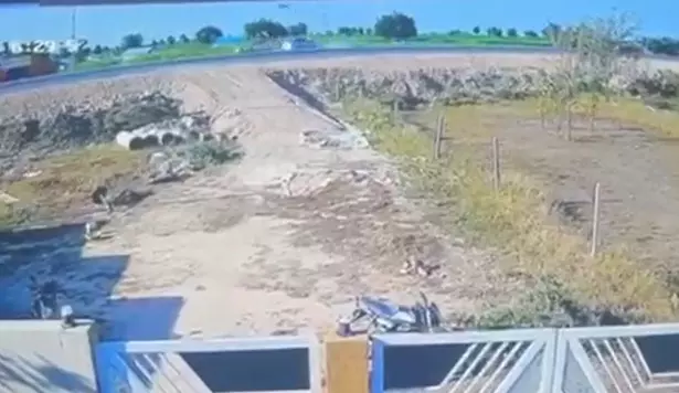 ಮಾನ್ವಿ | ಕಾರು-ಬೈಕ್ ನಡುವೆ ಭೀಕರ ಅಪಘಾತ : ಇಬ್ಬರು ಮೃತ್ಯು ಮಾನ್ವಿ | ಕಾರು-ಬೈಕ್ ನಡುವೆ ಭೀಕರ ಅಪಘಾತ : ಇಬ್ಬರು ಮೃತ್ಯು