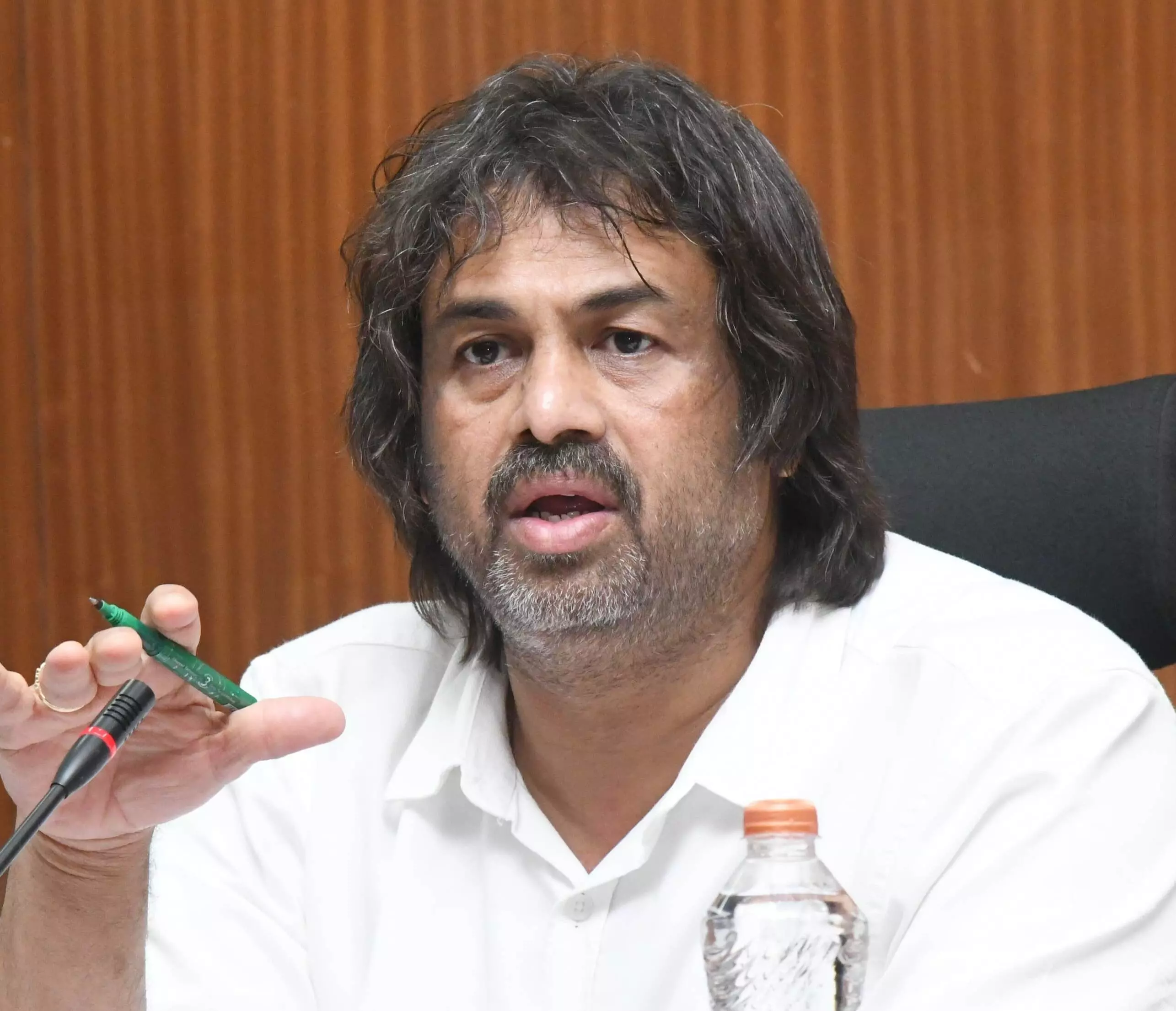 ಅ.6: ಸಚಿವ ಮಧು ಬಂಗಾರಪ್ಪ ದ.ಕ.ಜಿಲ್ಲೆಗೆ ಭೇಟಿ ಅ.6: ಸಚಿವ ಮಧು ಬಂಗಾರಪ್ಪ ದ.ಕ.ಜಿಲ್ಲೆಗೆ ಭೇಟಿ