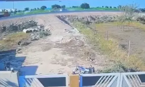 ಮಾನ್ವಿ | ಕಾರು-ಬೈಕ್ ನಡುವೆ ಭೀಕರ ಅಪಘಾತ : ಇಬ್ಬರು ಮೃತ್ಯು