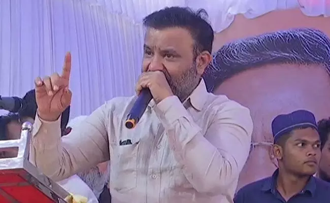 ನರೇಂದ್ರ ಮೋದಿ ವಿಶ್ವಗುರು ಆಗಿದ್ರೆ  ಮನೆಮನೆಗೆ ತೆರಳಿ ವೋಟ್‌ ಕೇಳುವ ಅವಶ್ಯಕತೆ ಇದೆಯಾ?: ಸಂತೋಷ್‌ ಲಾಡ್