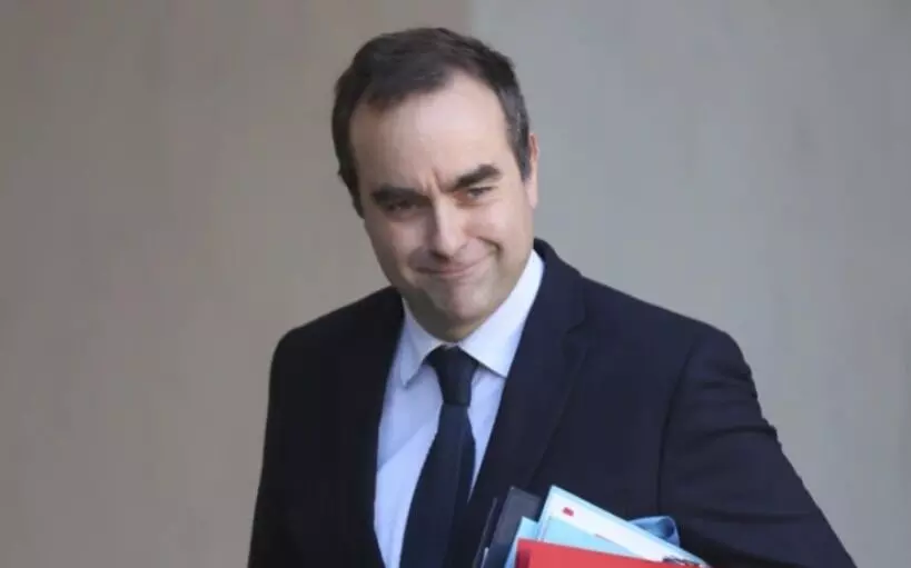 ಅಧಿಕಾರ ಸ್ವೀಕರಿಸಿದ ಎರಡೇ ವಾರಗಳಲ್ಲಿ ಪ್ರಧಾನಿ ಹುದ್ದೆಗೆ ರಾಜೀನಾಮೆ ಸಲ್ಲಿಸಿದ ಫ್ರಾನ್ಸ್ ಪ್ರಧಾನಿ!