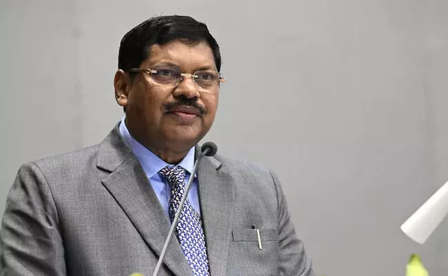 ಸುಪ್ರೀಂ ಕೋರ್ಟ್‌ನಲ್ಲಿ ಶೂ ಎಸೆದ ಘಟನೆ | “ಇದರಿಂದ ನನ್ನ ಮೇಲೆ ಯಾವುದೇ ಪರಿಣಾಮವಾಗುವುದಿಲ್ಲ”: ಮುಖ್ಯ ನ್ಯಾಯಮೂರ್ತಿ ಬಿ.ಆರ್. ಗವಾಯಿ