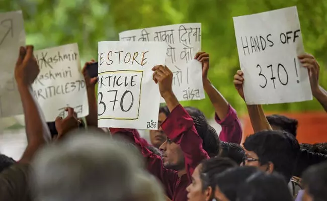 370ನೇ ವಿಧಿ ರದ್ದತಿ ಬಳಿಕ ಭಾರೀ ಹೂಡಿಕೆಗೆ ಒತ್ತು ನೀಡಿದ್ದರೂ ಜಮ್ಮುಕಾಶ್ಮೀರದಲ್ಲಿ ದೇಶದಲ್ಲಿಯೇ ಅತ್ಯಂತ ಕನಿಷ್ಠ ಎಫ್‌ಡಿಐ; ವರದಿ