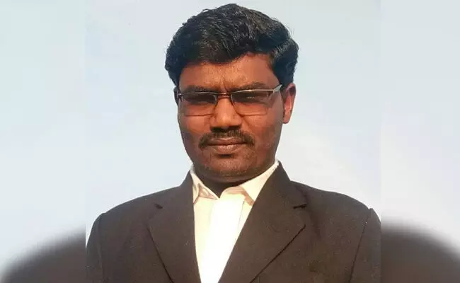 ಸುಪ್ರೀಂ ಕೋರ್ಟ್‌ನಲ್ಲಿ ಶೂ ಎಸೆದ ಘಟನೆ | ವಕೀಲನ ವಿರುದ್ಧ ದೇಶದ್ರೋಹ ಪ್ರಕರಣ ದಾಖಲಿಸಿ : ಶ್ರೀಕುಮಾರ ಕಟ್ಟಿಮನಿ