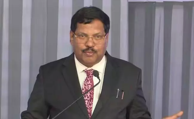 ಸಿಜೆಐ ಗವಾಯಿಯವರ ಮೇಲೆ ಶೂ ಎಸೆಯಲು ಯತ್ನಿಸಿದ ವಕೀಲನನ್ನು ಅಮಾನತುಗೊಳಿಸಿದ ಬಾರ್ ಕೌನ್ಸಿಲ್