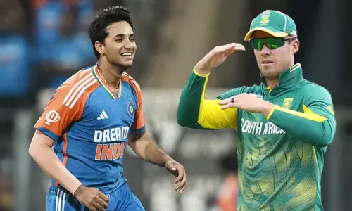 ಆಸ್ಟ್ರೇಲಿಯ ಪ್ರವಾಸದಲ್ಲಿ ಅಭಿಷೇಕ್ ಶರ್ಮಾ ವಿಜೃಂಭಿಸುತ್ತಾರೆ : ಡಿ ವಿಲಿಯರ್ಸ್