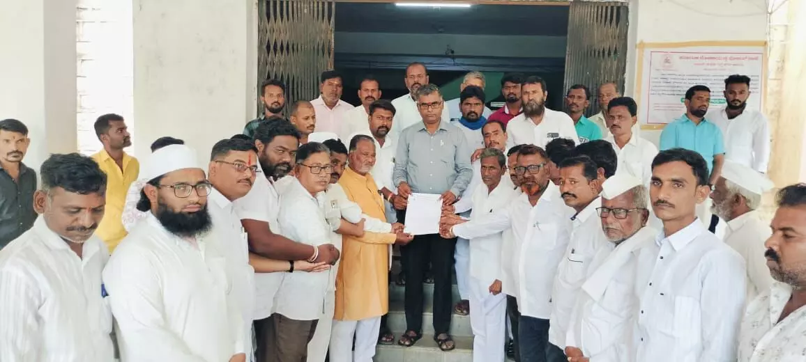 ಅಫಜಲಪುರ | ಸಿಜೆಐ ಬಿ.ಆರ್.ಗವಾಯಿ ಮೇಲೆ ಶೂ ಎಸೆತ ಪ್ರಕರಣ : ದೇಶದ್ರೋಹ ಪ್ರಕರಣ ದಾಖಲಿಸುವಂತೆ ಆಗ್ರಹ