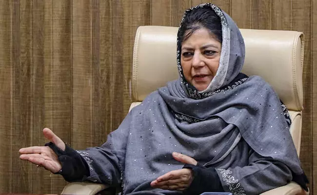 ಆರೋಪಿಗೆ ತಾನು ಪರಿಣಾಮ ಎದುರಿಸಬೇಕಿಲ್ಲ ಎನ್ನುವುದು ಚೆನ್ನಾಗಿ ಗೊತ್ತಿತ್ತು : ಸಿಜೆಐ ಮೇಲೆ ಶೂ ಎಸೆತ ಪ್ರಕರಣದ ಬಗ್ಗೆ ಮೆಹಬೂಬ ಮುಫ್ತಿ ಪ್ರತಿಕ್ರಿಯೆ