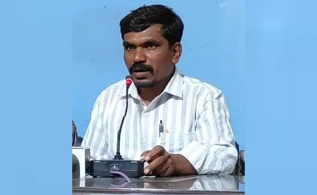 ಪರಿಶಿಷ್ಟ ಪಂಗಡಗಳಲ್ಲಿಯೂ ಒಳಮೀಸಲಾತಿ ಜಾರಿಯಾಗಲಿ: ಲಕ್ಷ್ಮಣ ಮಂಡಲಗೇರಾ ಪರಿಶಿಷ್ಟ ಪಂಗಡಗಳಲ್ಲಿಯೂ ಒಳಮೀಸಲಾತಿ ಜಾರಿಯಾಗಲಿ: ಲಕ್ಷ್ಮಣ ಮಂಡಲಗೇರಾ