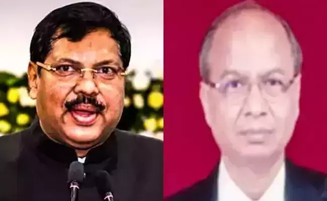 ಸಂವಿಧಾನದೆಡೆಗೆ ಶೂ ಎಸೆದ ಸನಾತನವಾದಿ!