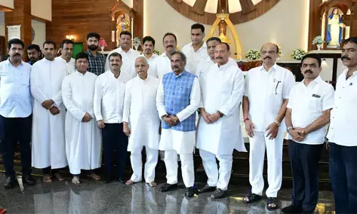 ಬೋಂದೆಲ್: ಸಂತ ಲಾರೆನ್ಸ್ ಚರ್ಚ್‌ಗೆ ಭೇಟಿ ನೀಡಿದ ಸಚಿವ ಕೆ.ಜೆ .ಜಾರ್ಜ್