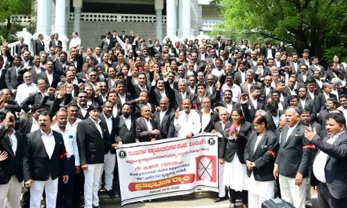 ಮನುವಾದಿ ವಕೀಲ ರಾಕೇಶ್ ಕಿಶೋರ್‌ಗೆ ಗಲ್ಲು ಶಿಕ್ಷೆ ವಿಧಿಸಲು ಗುಲಬರ್ಗಾ ನ್ಯಾಯವಾದಿಗಳ ಸಂಘ ಆಗ್ರಹ