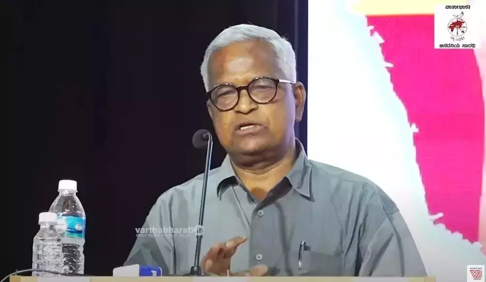 ಶಾಲೆಗಳಲ್ಲಿ ನಾಡಗೀತೆ ಹಾಡುವುದು ಕಡ್ಡಾಯ ಆದೇಶ ಅನುಷ್ಠಾನ ಮಾಡಿ : ಪುರುಷೋತ್ತಮ ಬಿಳಿಮಲೆ