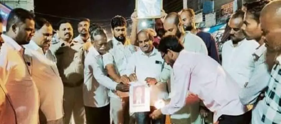 ಕಲಬುರಗಿ | ಸಿಜೆಐ ಮೇಲೆ ಶೂ ಎಸೆತ ಪ್ರಕರಣ ಖಂಡಿಸಿ ಪ್ರತಿಭಟನೆ ಕಲಬುರಗಿ | ಸಿಜೆಐ ಮೇಲೆ ಶೂ ಎಸೆತ ಪ್ರಕರಣ ಖಂಡಿಸಿ ಪ್ರತಿಭಟನೆ